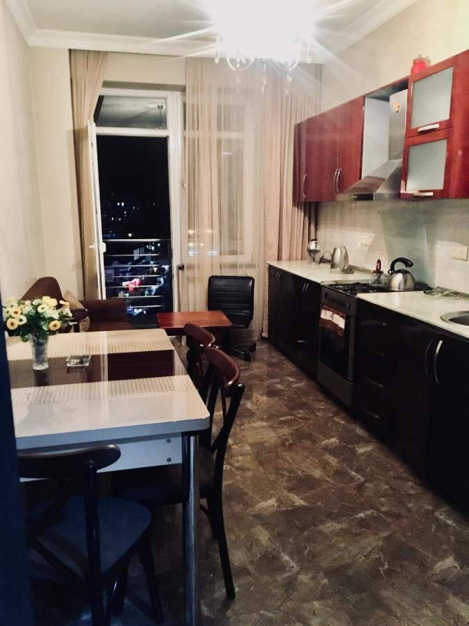 Apartment Gulia Batumi Ngoại thất bức ảnh